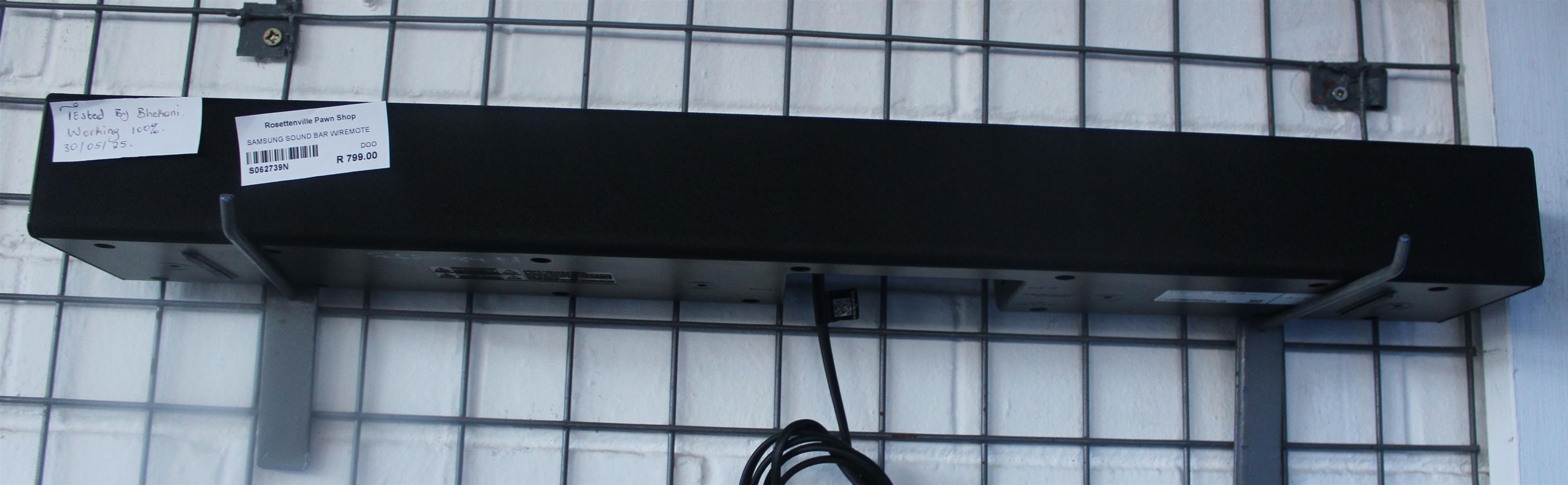 SAMSUNG SOUND BAR W/REMOTE S062739N