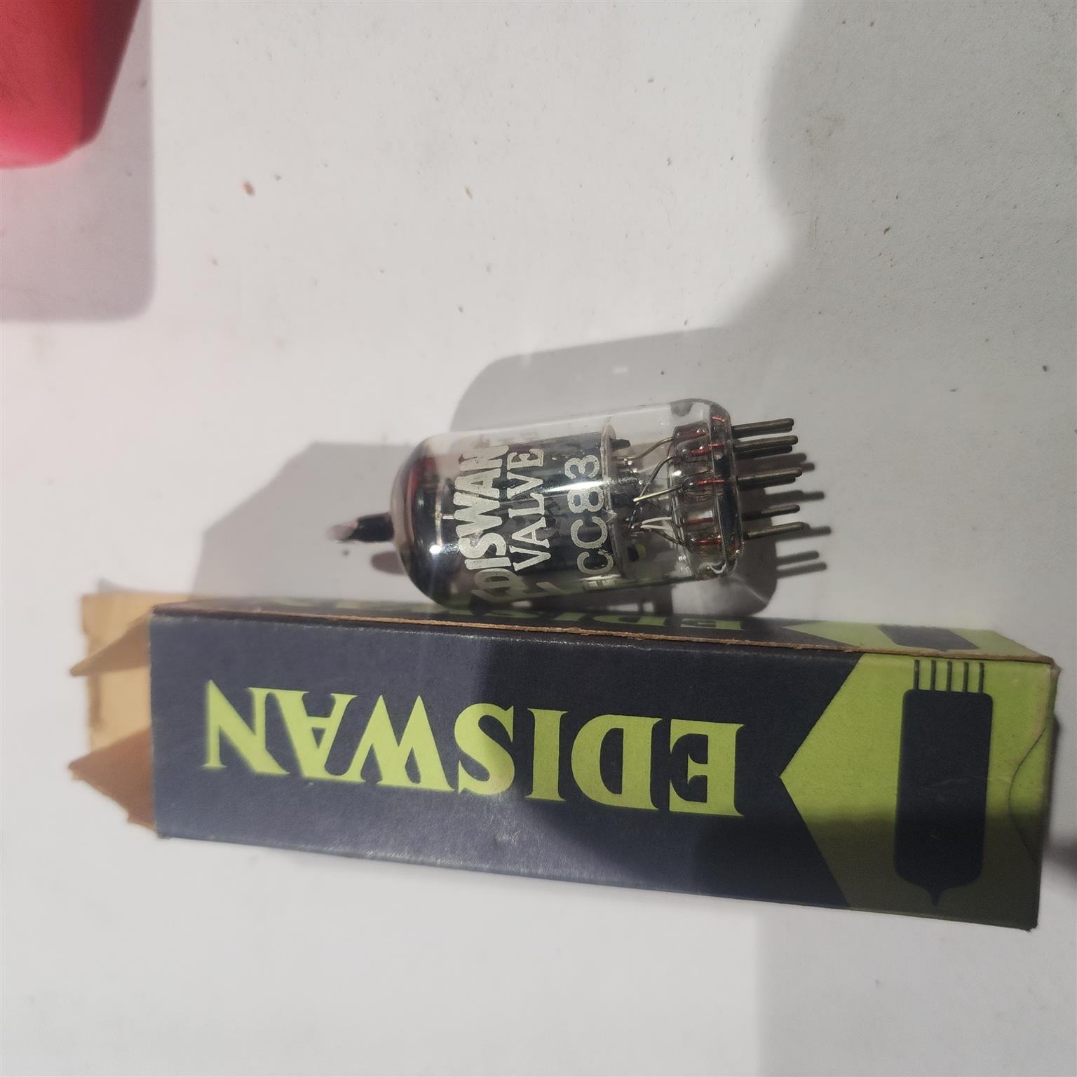 Vacuum tubes for radio and audio equipment