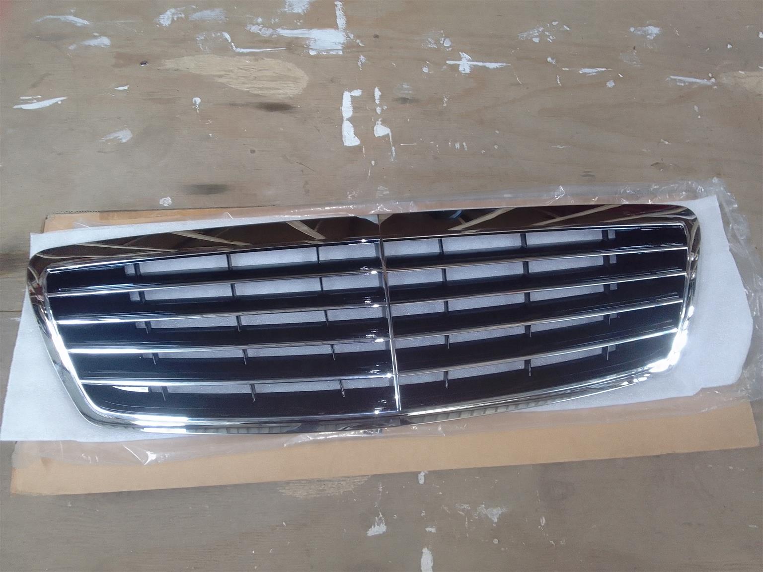 W220 Mercedes Benz new grille for sale - Private Seller W220 Mercedes Benz new grille for sale - Private Seller