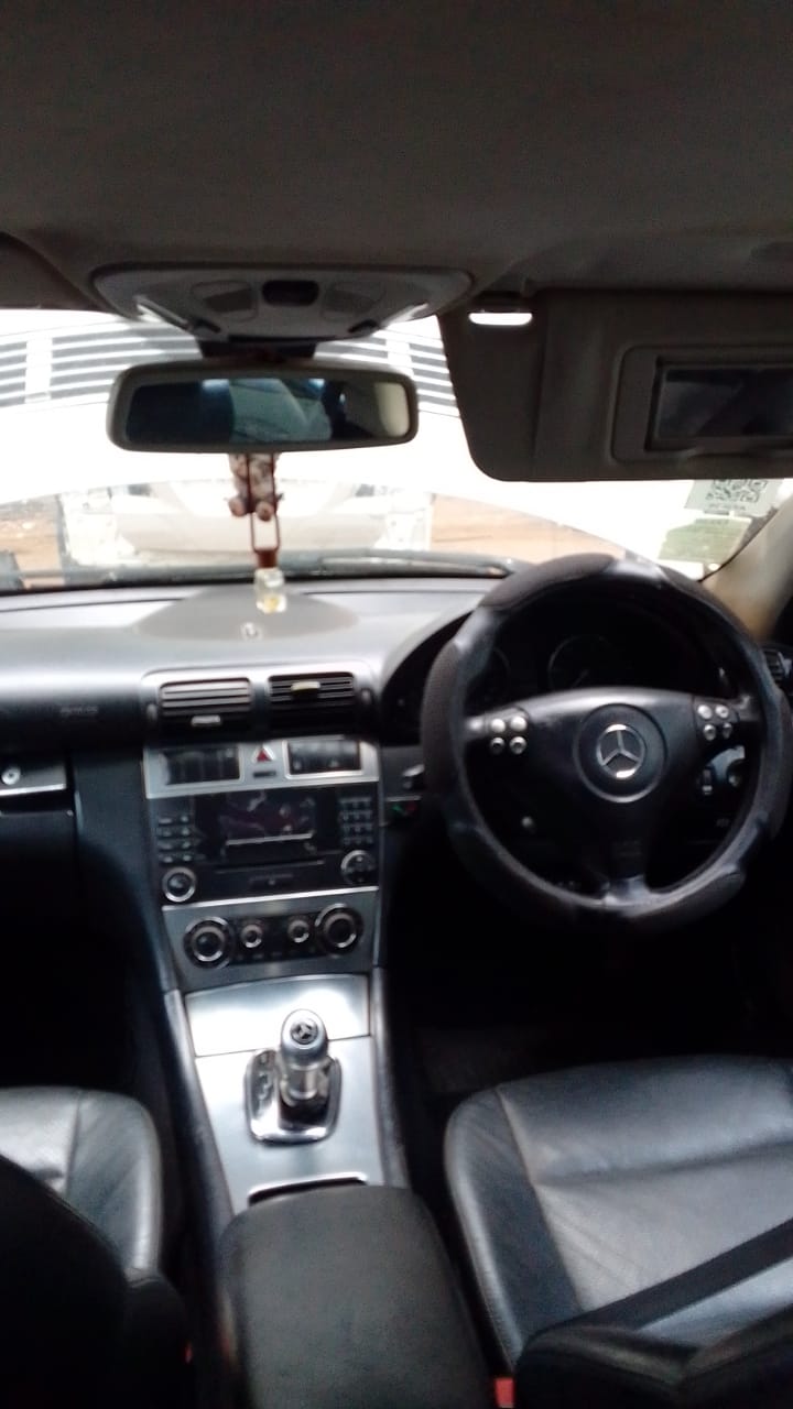 "Used Mercedes W203 Interior Parts for sale - Private Seller