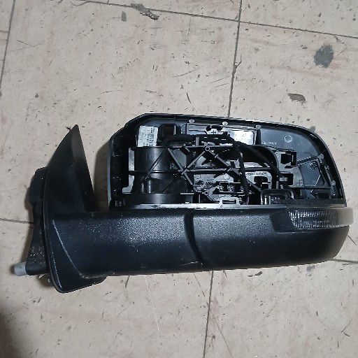 Ford ranger t9 side mirror - Private Seller Ford ranger t9 side mirror - Private Seller