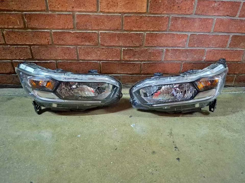 Honda amaze headlights both side - Private Seller Honda amaze headlights both side - Private Seller