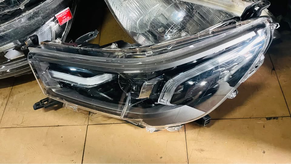 Toyota Hilux Legend 50 LED HEADLIGHT - Private Seller Toyota Hilux Legend 50 LED HEADLIGHT - Private Seller