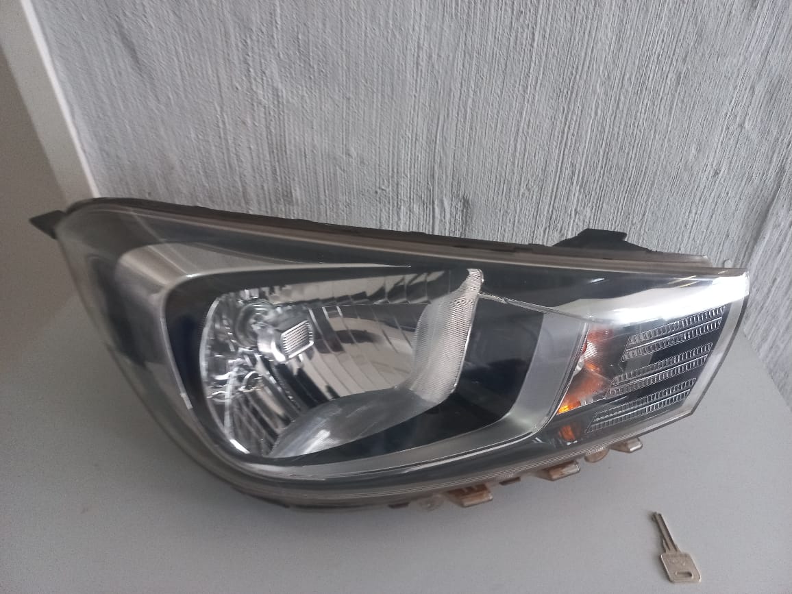 For Kia Pegas 2020-2023 Headlamp/Headlight. At Sema Spare Centre - Private Seller