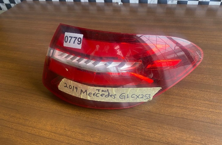 Mercedes Benz GLC x253 left and right tail light - Private Seller Mercedes Benz GLC x253 left and right tail light - Private Seller