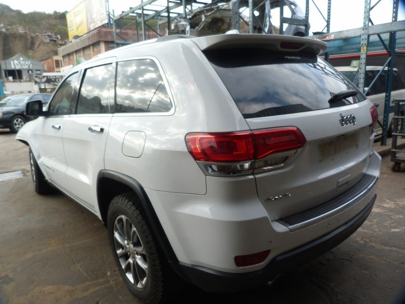 Jeep Grand Cherokee 3.6 4 X 4 LTD AT White - 2015 STRIPPING FOR SPARES - Private Seller Jeep Grand Cherokee 3.6 4 X 4 LTD AT White - 2015 STRIPPING FOR SPARES - Private Seller