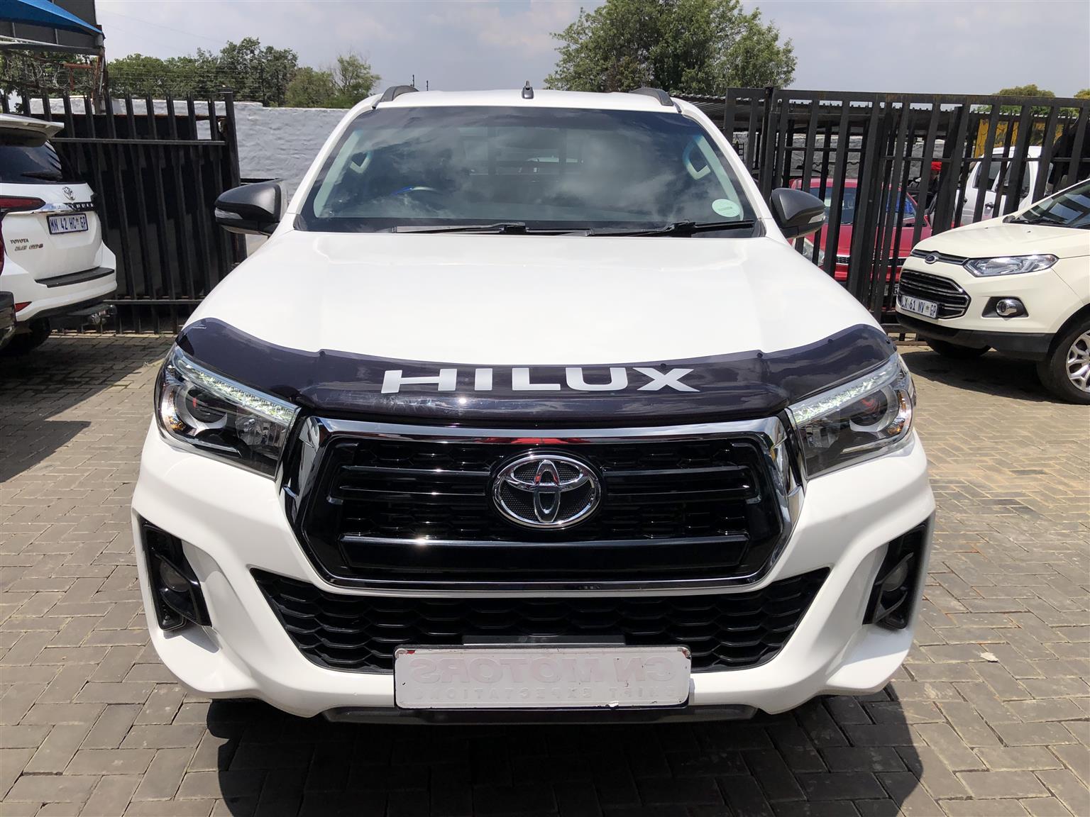 Used 2017 Toyota Hilux 2.4GD-6 Xtra cab SRX - Private Seller Used 2017 Toyota Hilux 2.4GD-6 Xtra cab SRX - Private Seller