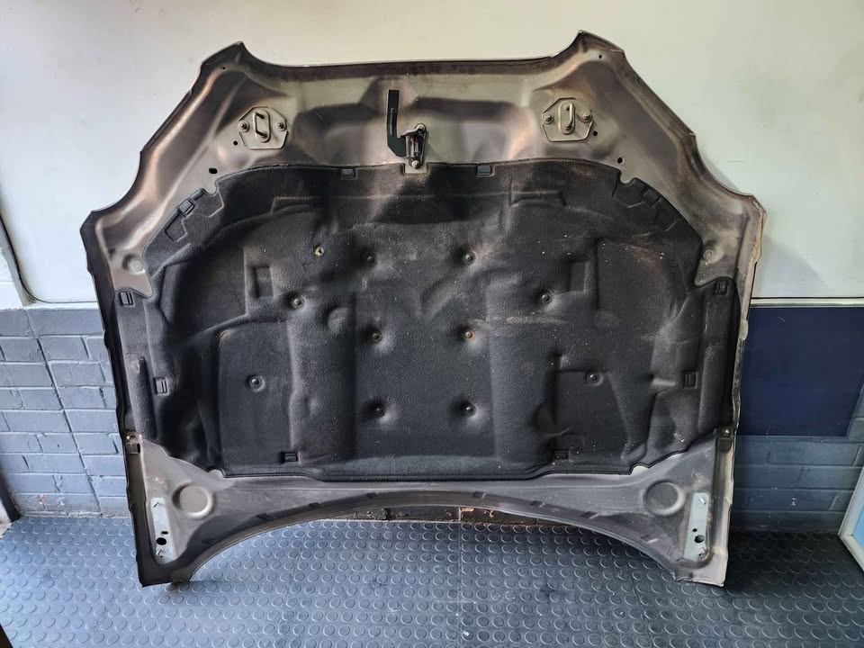 JAGUAR XF BONNET - 08-11 - Private Seller JAGUAR XF BONNET - 08-11 - Private Seller