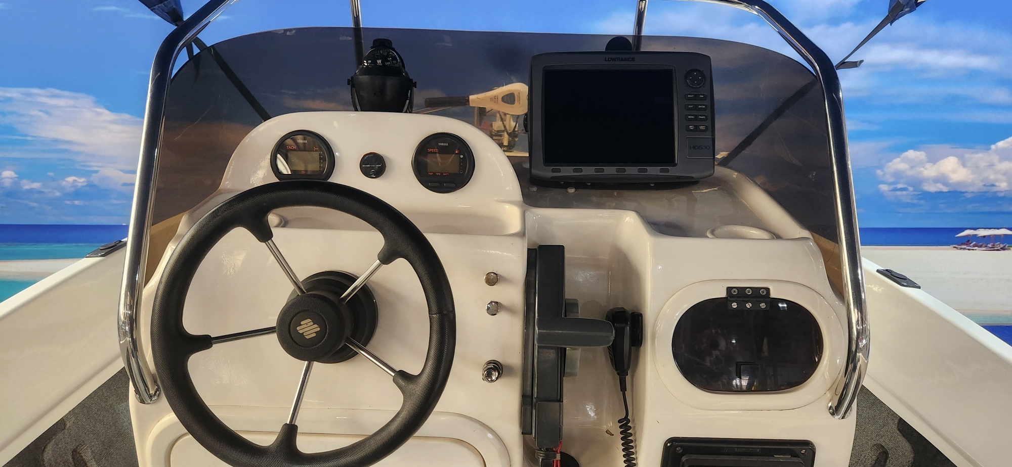 EXPLORER 510 CC ON TRAILER 115 HP YAMAHA 177 HOUR