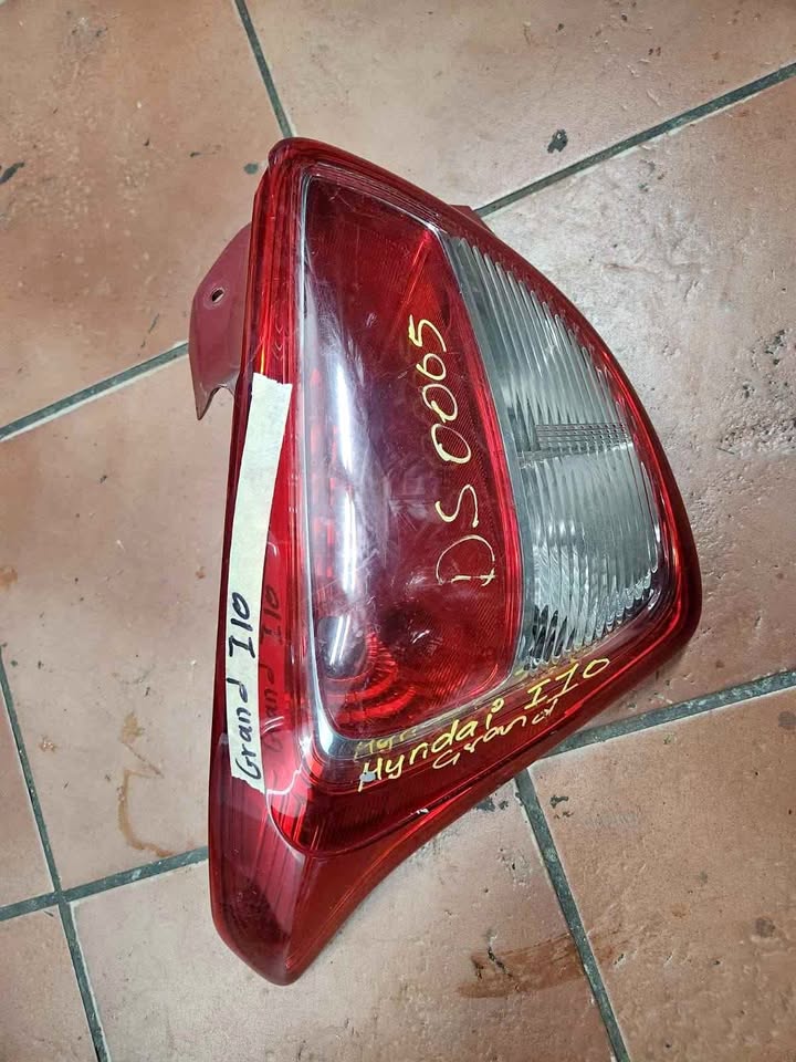 Hyundai Grand i10 rear light for sale - Private Seller