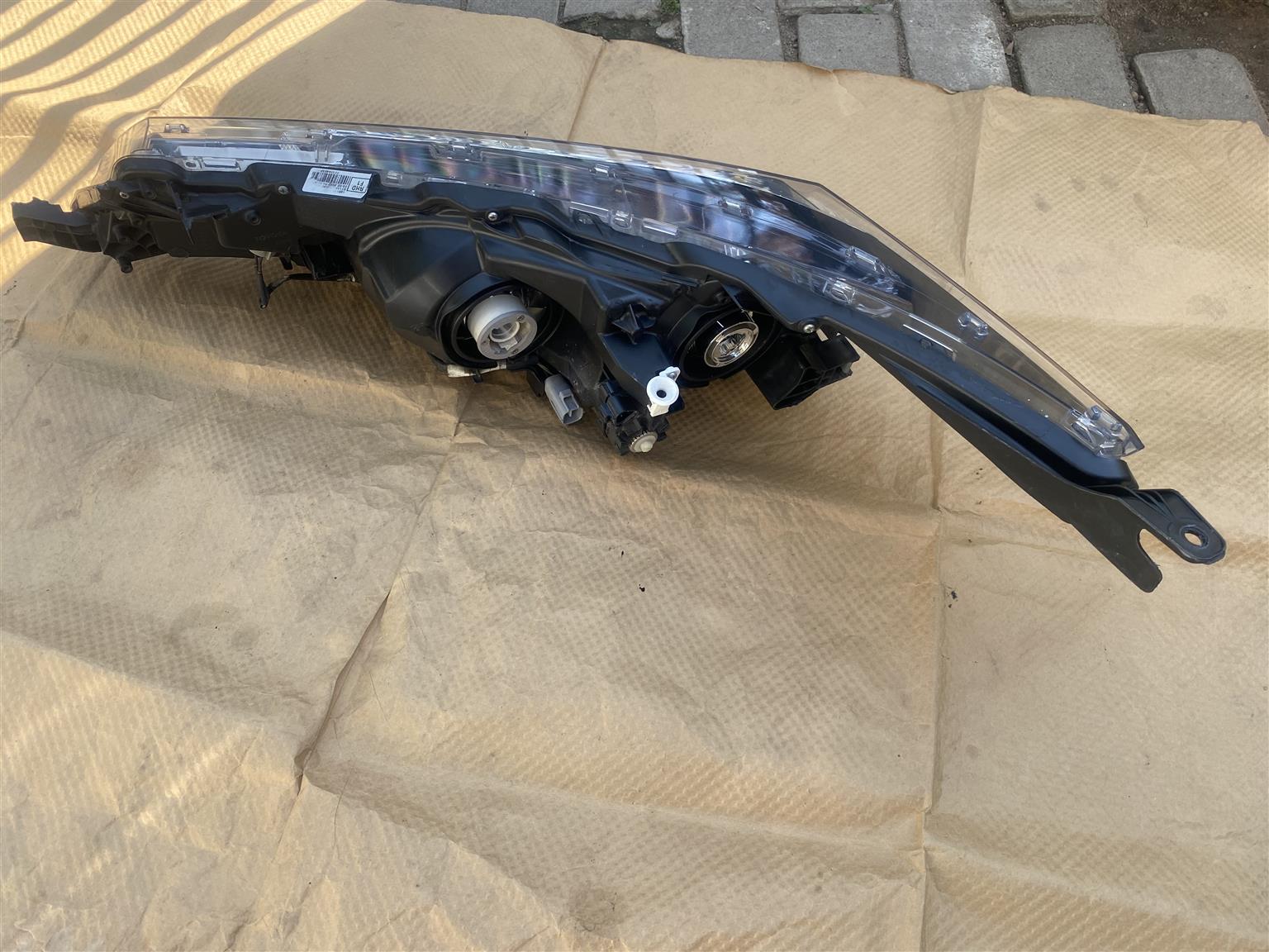2018 TOYOTA COROLLA PRESTIGE LED HEADLIGHT RIGHT SIDE FOR SALE