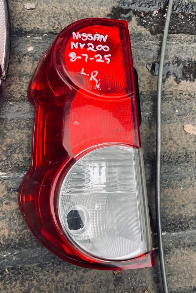 Nissan NV200 taillight - Private Seller Nissan NV200 taillight - Private Seller