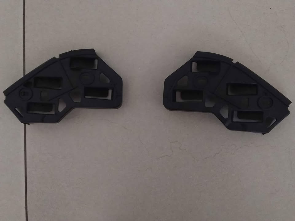 VW POLO VIVO 2010/17  BRAND NEW FRONT BUMPERS SLIDES FOR SALE