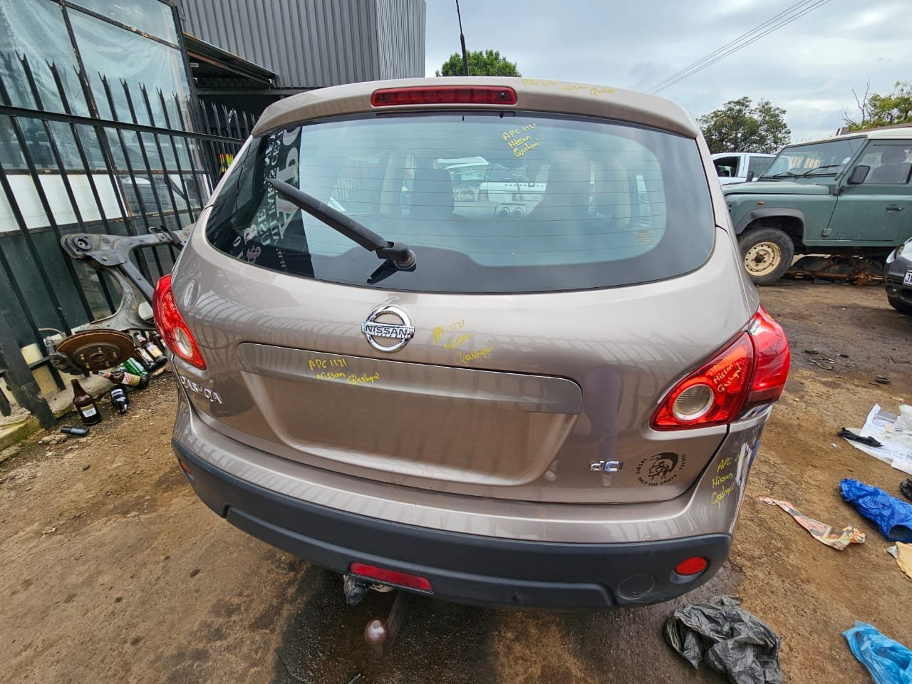 Now Stripping for Spares: Nissan Qashqai J10 2.0 2009 diesel manual