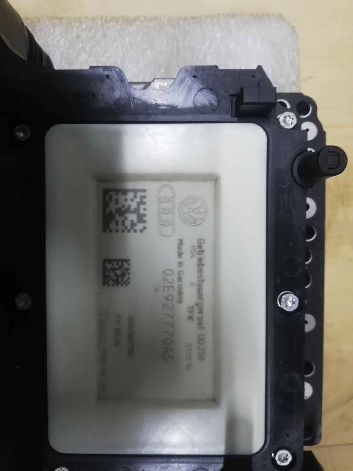 Brand New Transmission Control Unit (TCU) for VW, Skoda, and Audi (DQ250) 02E927770AS