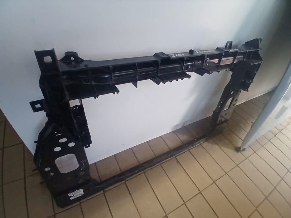 2020 JEEP RENEGADE CRADLE FOR SALE - Private Seller 2020 JEEP RENEGADE CRADLE FOR SALE - Private Seller