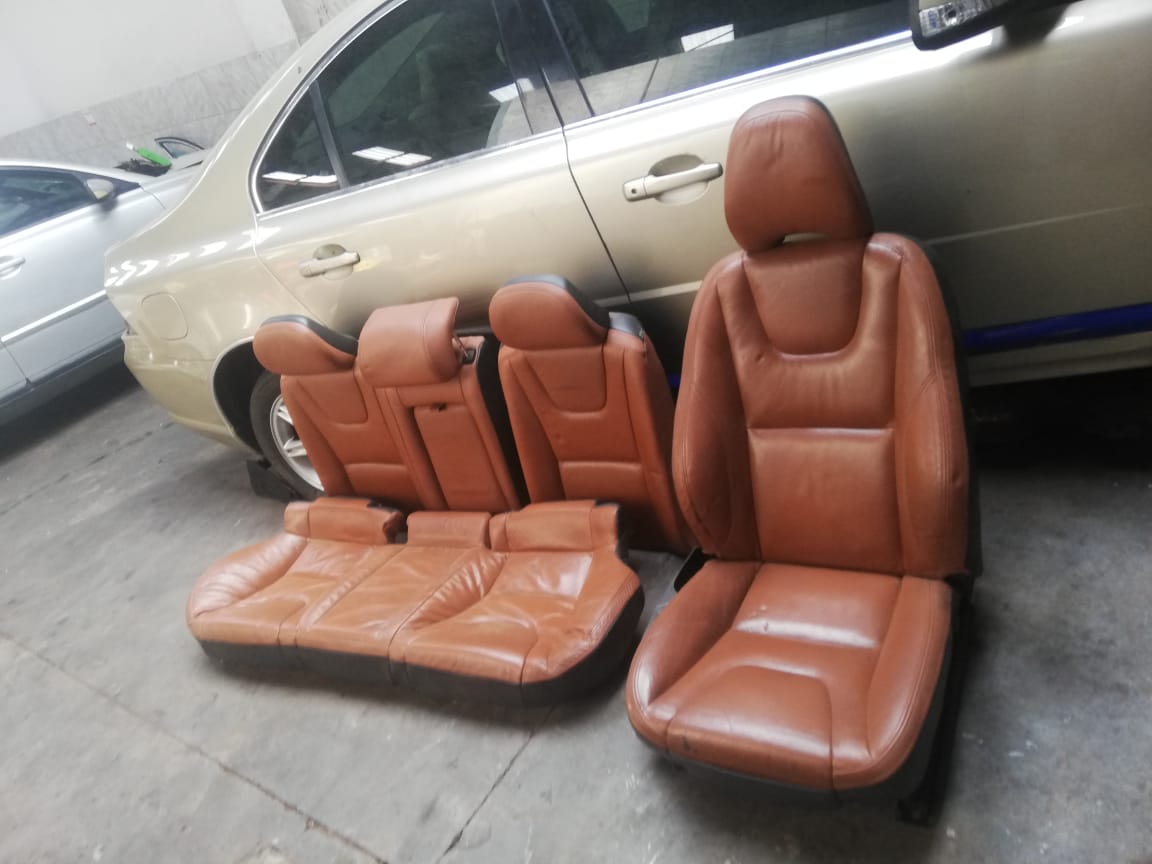 Volvo S60 T3 2012 complete car seat - Private Seller