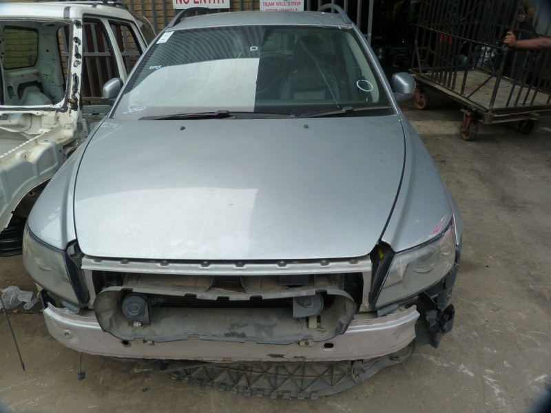 Volvo V50 2.0 Manual - 2007 STRIPPING FOR SPARES - Private Seller Volvo V50 2.0 Manual - 2007 STRIPPING FOR SPARES - Private Seller