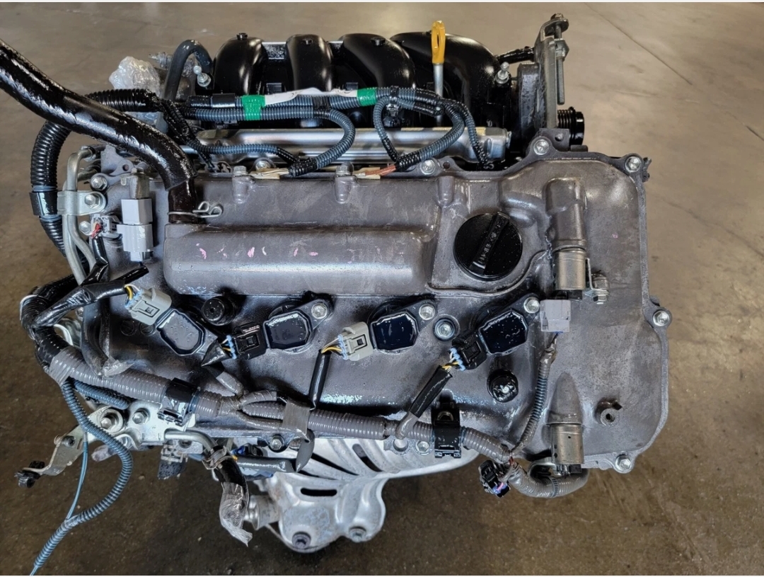 1.8l 2ZR-FE 2ZR-FAE Petrol engine - Private Seller 1.8l 2ZR-FE 2ZR-FAE Petrol engine - Private Seller