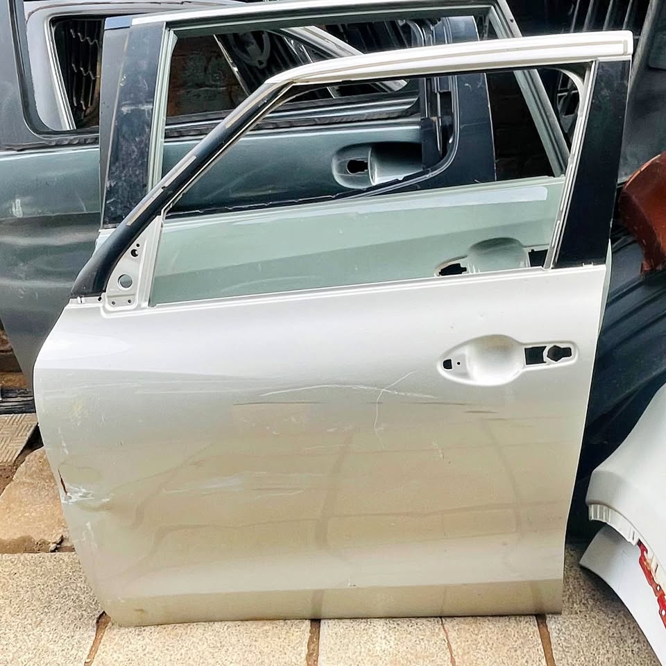 Suzuki Swift door - Private Seller Suzuki Swift door - Private Seller