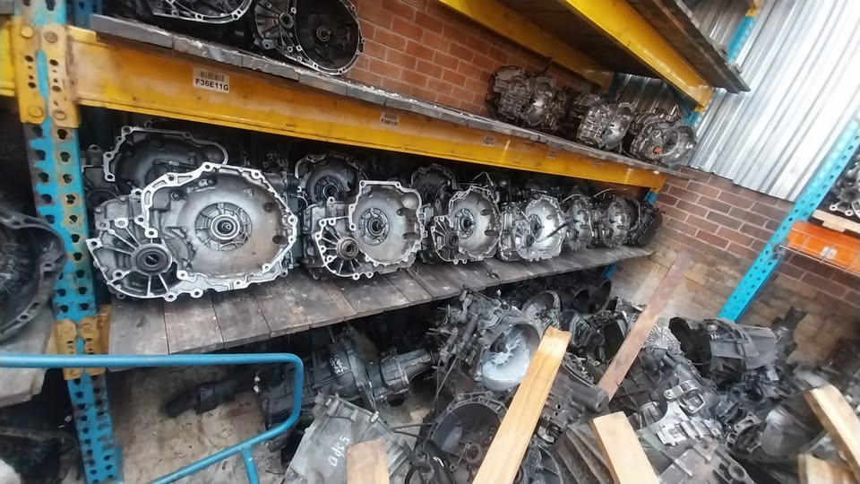 All types of gearboxes available