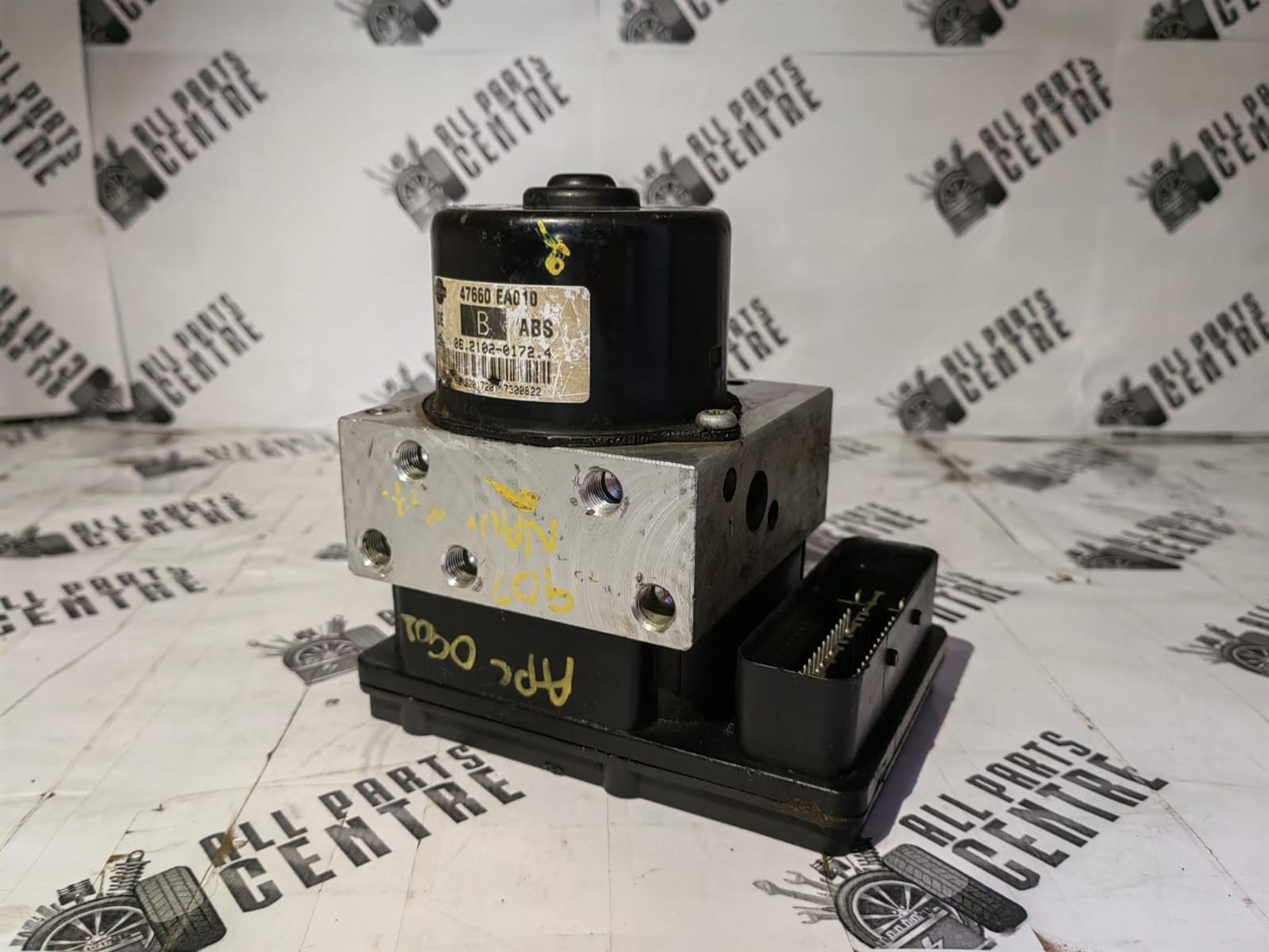 Nissan Navara D40 ABS pump for sale – Used