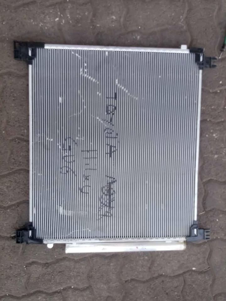Toyota Hilux gd6 condenser