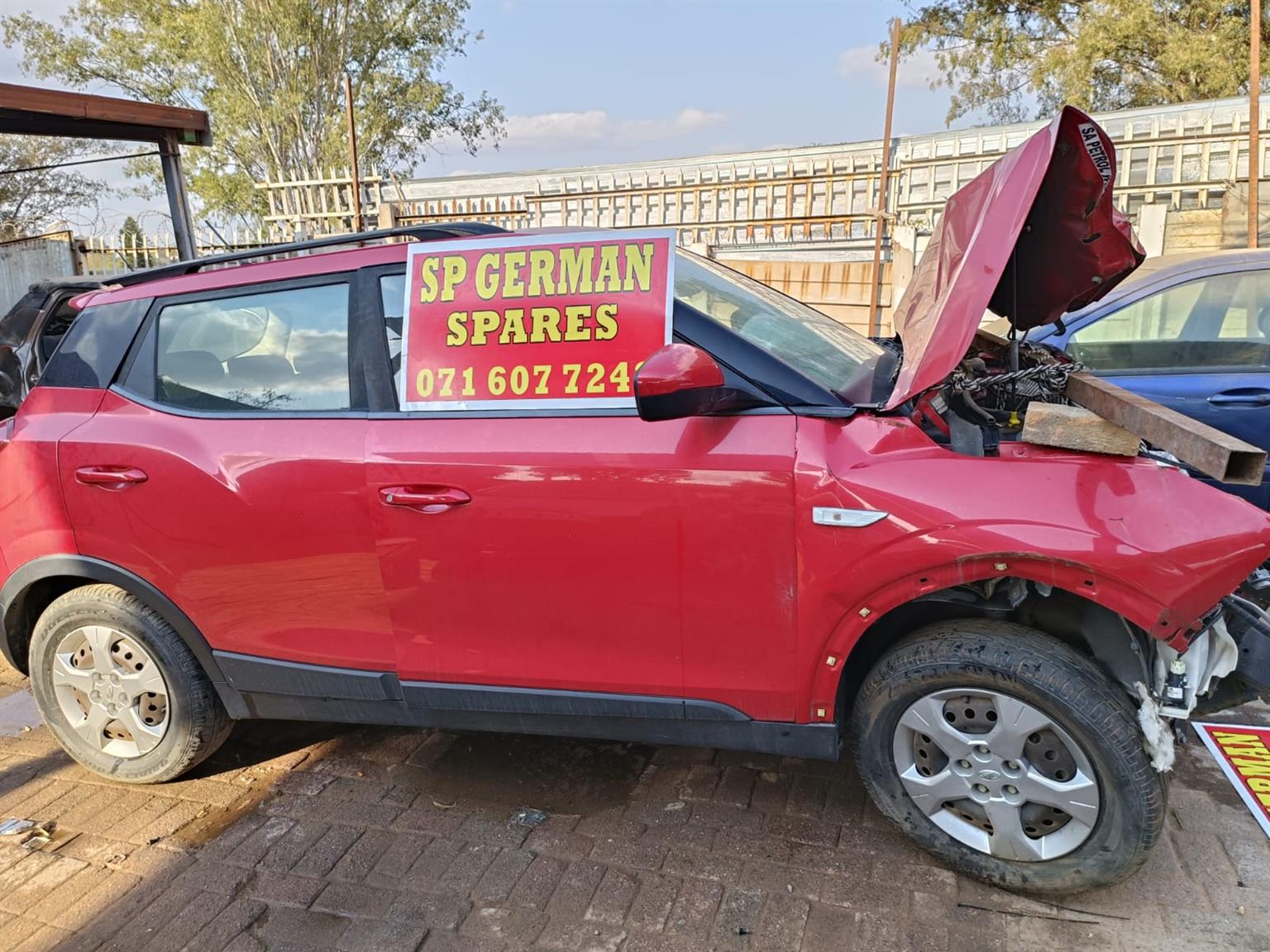 2022 MAHINDRA W6 XUV 300 STRIPPING FOR SPARES!!!! - Private Seller