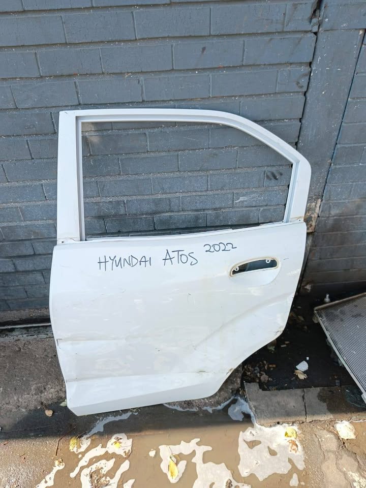 Hyundai atos 2022 left back door - Private Seller