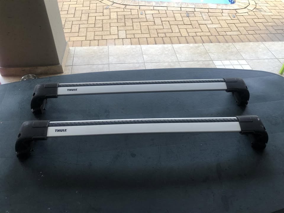 Thule Roof-Racks for Jeep Compass - Private Seller Thule Roof-Racks for Jeep Compass - Private Seller