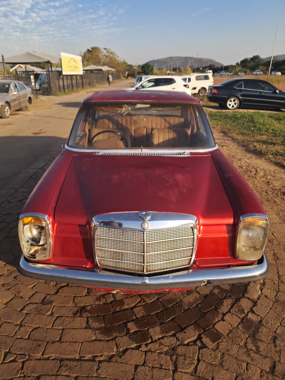 Merc Benz 220 stripping for spares - Private Seller Merc Benz 220 stripping for spares - Private Seller