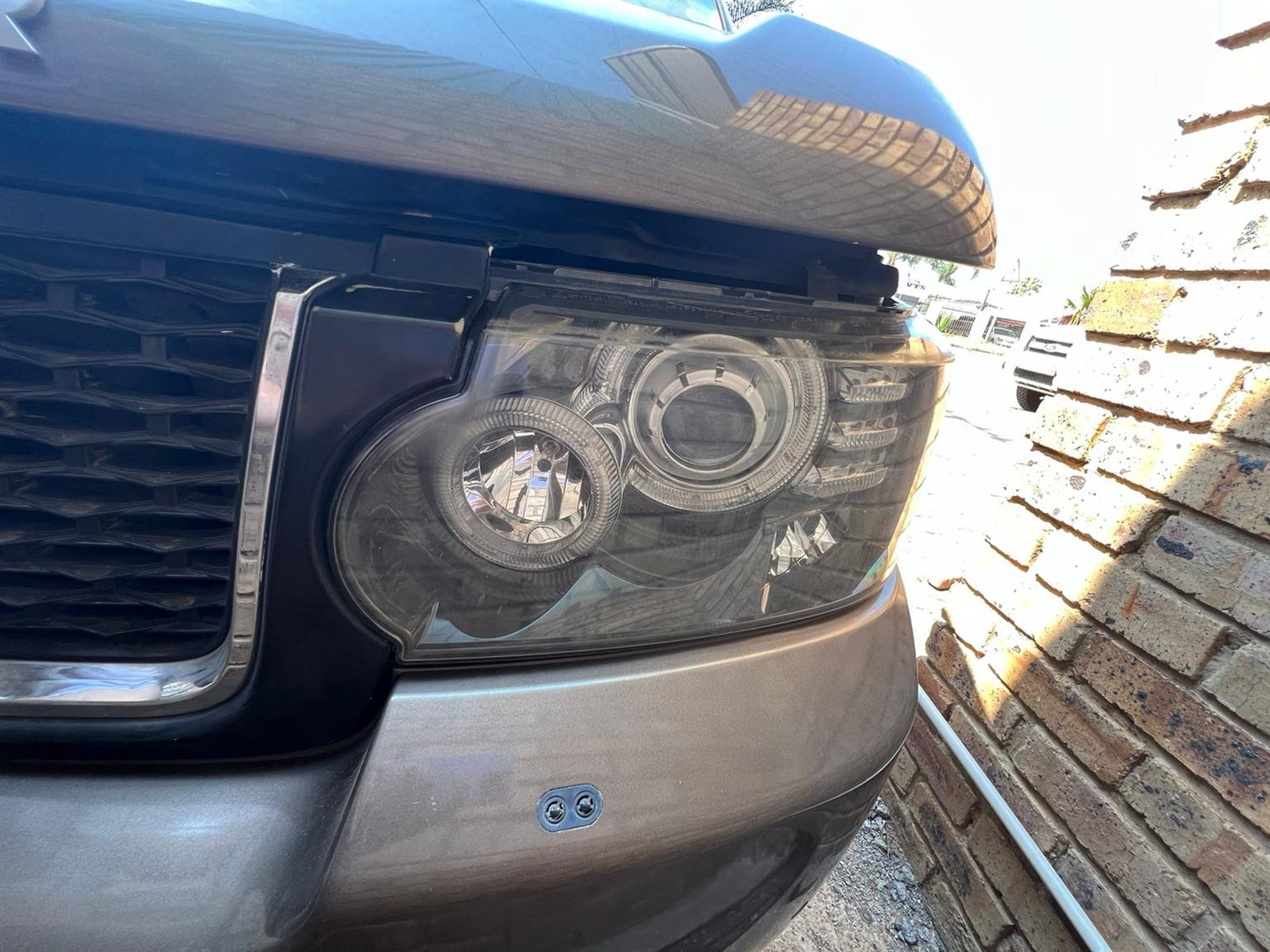 2013 Range Rover Vogue 5.0l V8 S/C Headlight for sale