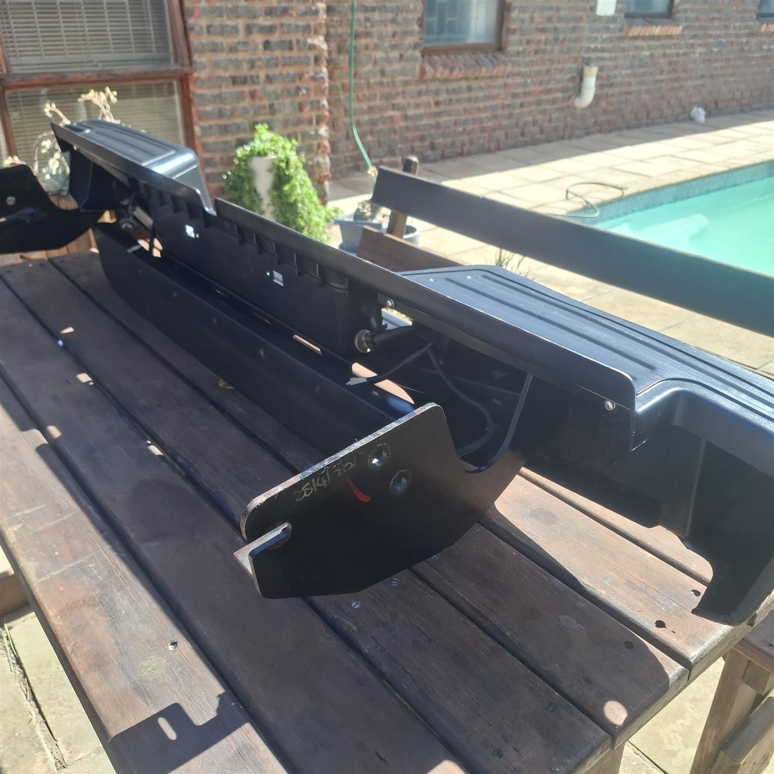 2017 ISUZU REAR BUMPER - Private Seller 2017 ISUZU REAR BUMPER - Private Seller