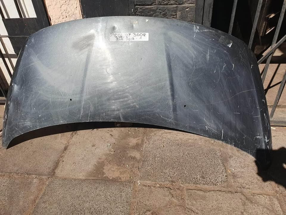 Peugeot 3008 bonnet - Private Seller Peugeot 3008 bonnet - Private Seller