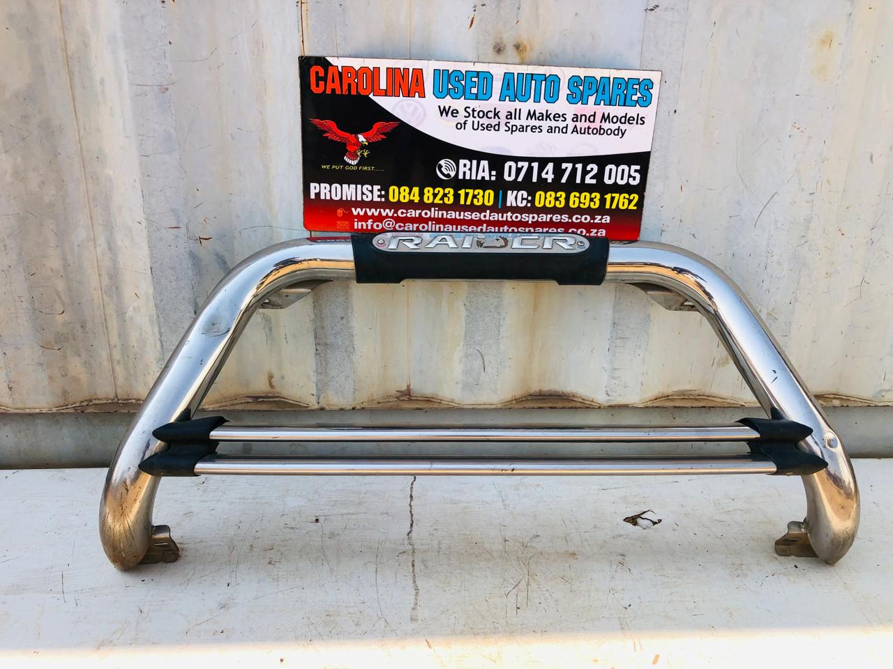 Toyota Hilux Raider (chrome) nudge bar (2016) - Private Seller Toyota Hilux Raider (chrome) nudge bar (2016) - Private Seller