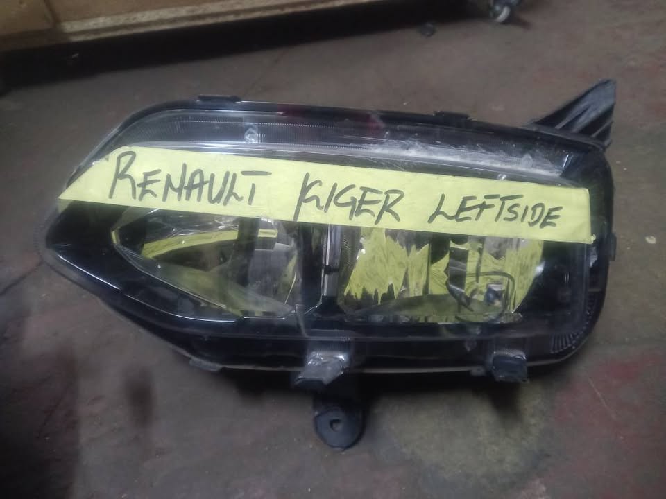 Renault Kiger Headlight Left Hand Side R10 - Private Seller Renault Kiger Headlight Left Hand Side R10 - Private Seller