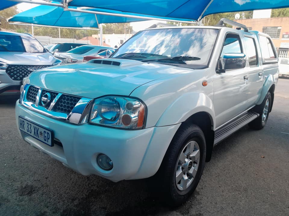 2019 NISSAN  NP300 3.0 HARDBODY 4X4 DOUBLE CAB MANUAL