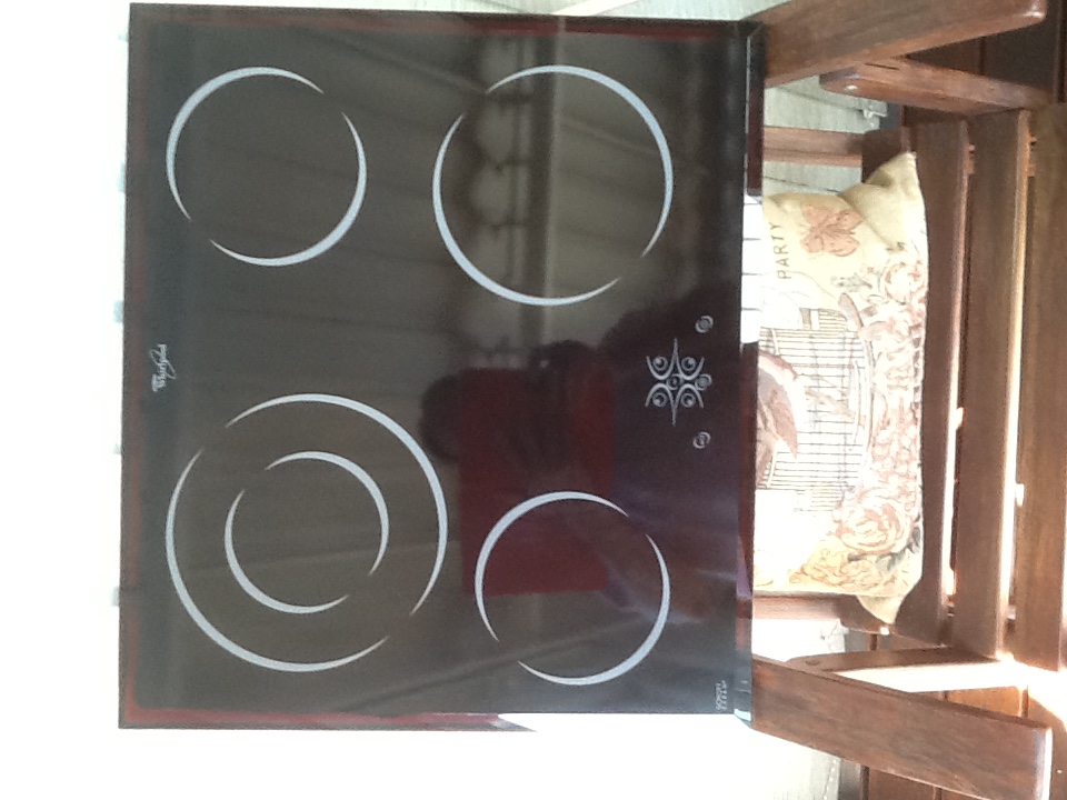 Electric glass top stove hob