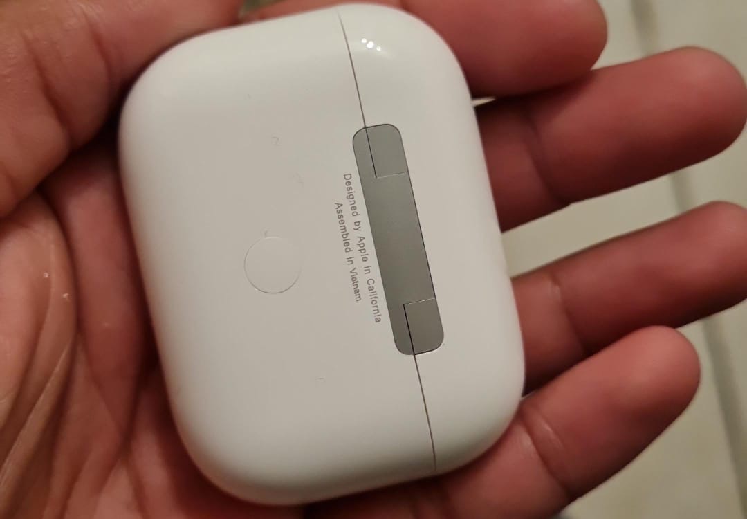 Brand New Apple Airpods – 3 Left