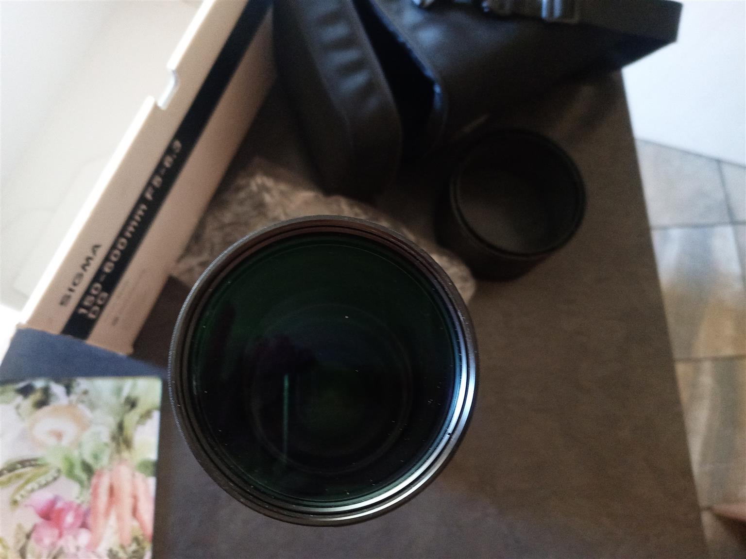 Nikon lens