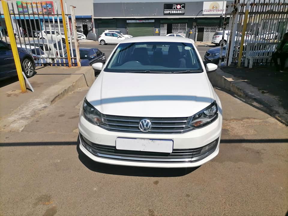 2016 Volkswagen polo 6 1.4 Comfortline Sedan