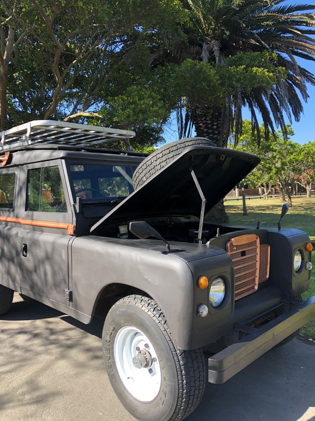 Landrover Series 3 | Junk Mail