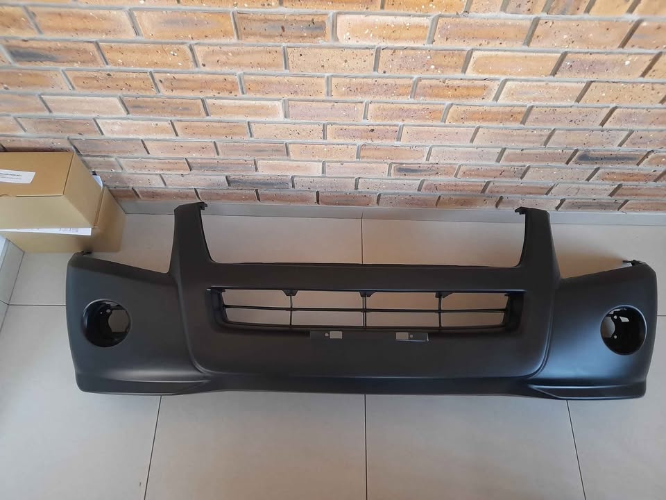 ISUZU DTEC 09/11 BRAND NEW 4x2 FRONT BUMPERS FOR SALE