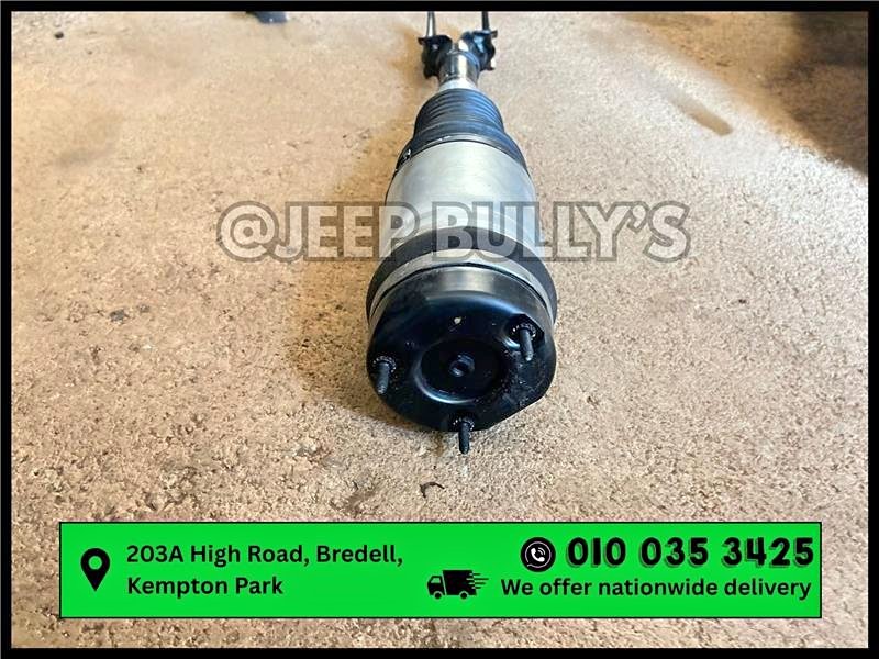Preloved Jeep Grand Cherokee Wk2 3.6 Air Shocks On Sale - Private Seller Preloved Jeep Grand Cherokee Wk2 3.6 Air Shocks On Sale - Private Seller