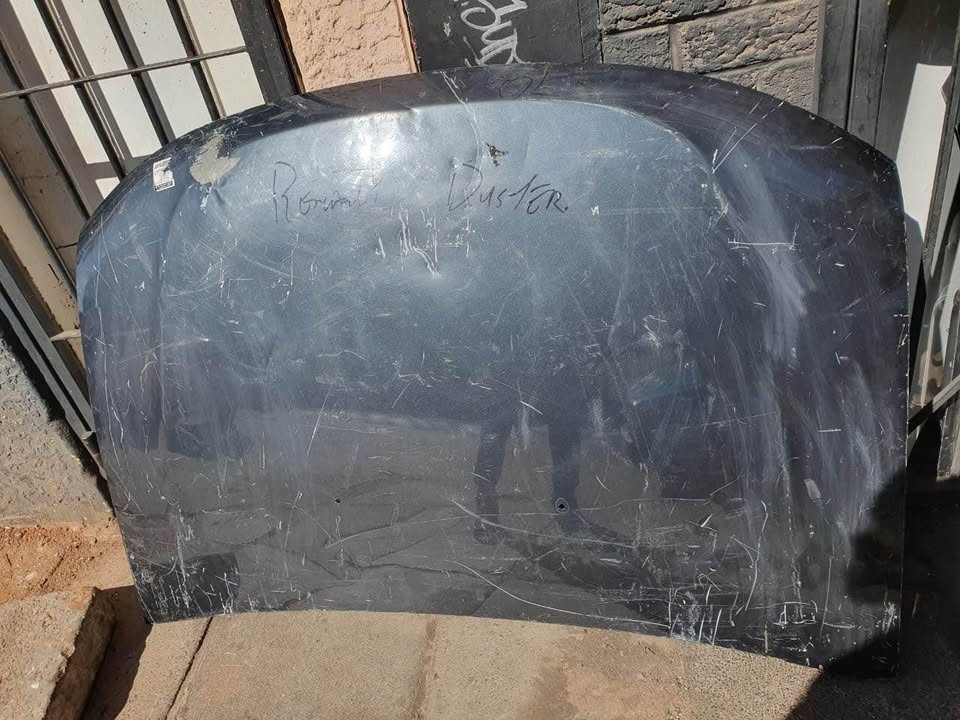 Renault Duster bonnet - Private Seller Renault Duster bonnet - Private Seller