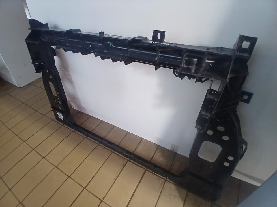 2020 JEEP RENEGADE CRADLE FOR SALE - Private Seller 2020 JEEP RENEGADE CRADLE FOR SALE - Private Seller