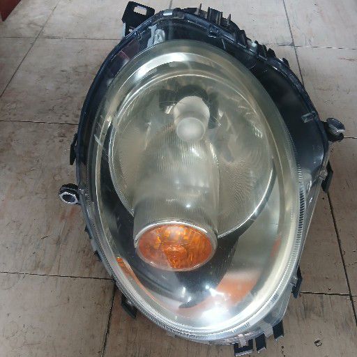 mini Cooper headlight - Private Seller mini Cooper headlight - Private Seller