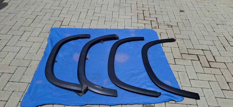 Toyota Urban cruiser wheel arches - Private Seller Toyota Urban cruiser wheel arches - Private Seller