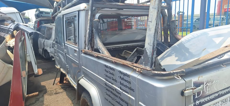 Mahindra bolero double cab stripping for spares - Private Seller Mahindra bolero double cab stripping for spares - Private Seller