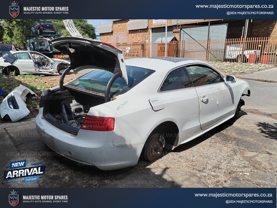 Audi A5 2012 stripping for used spares used parts